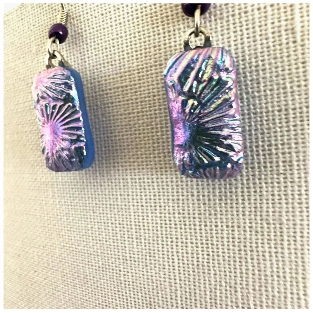 Blue dichroic Glass earrings - Picture 2 of 8